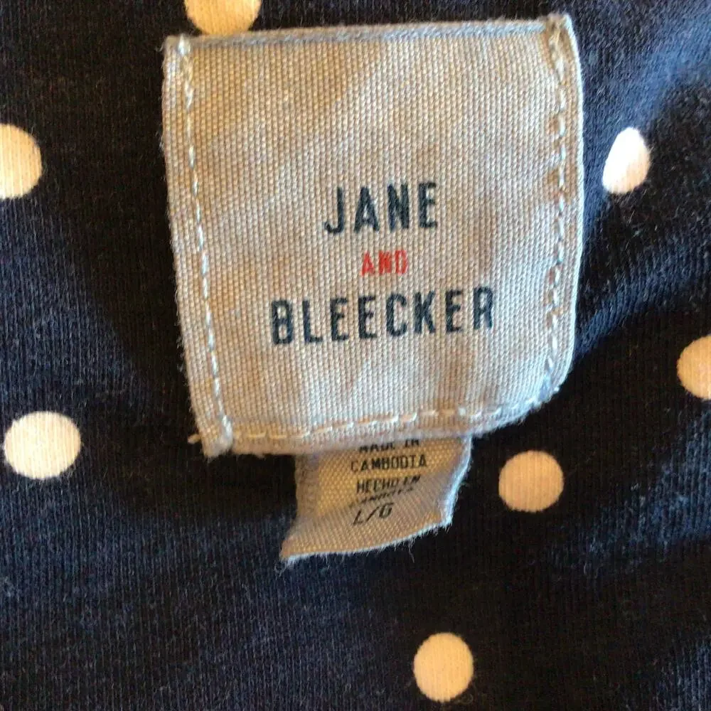 Jane and Bleecker Pajama Top Sz L